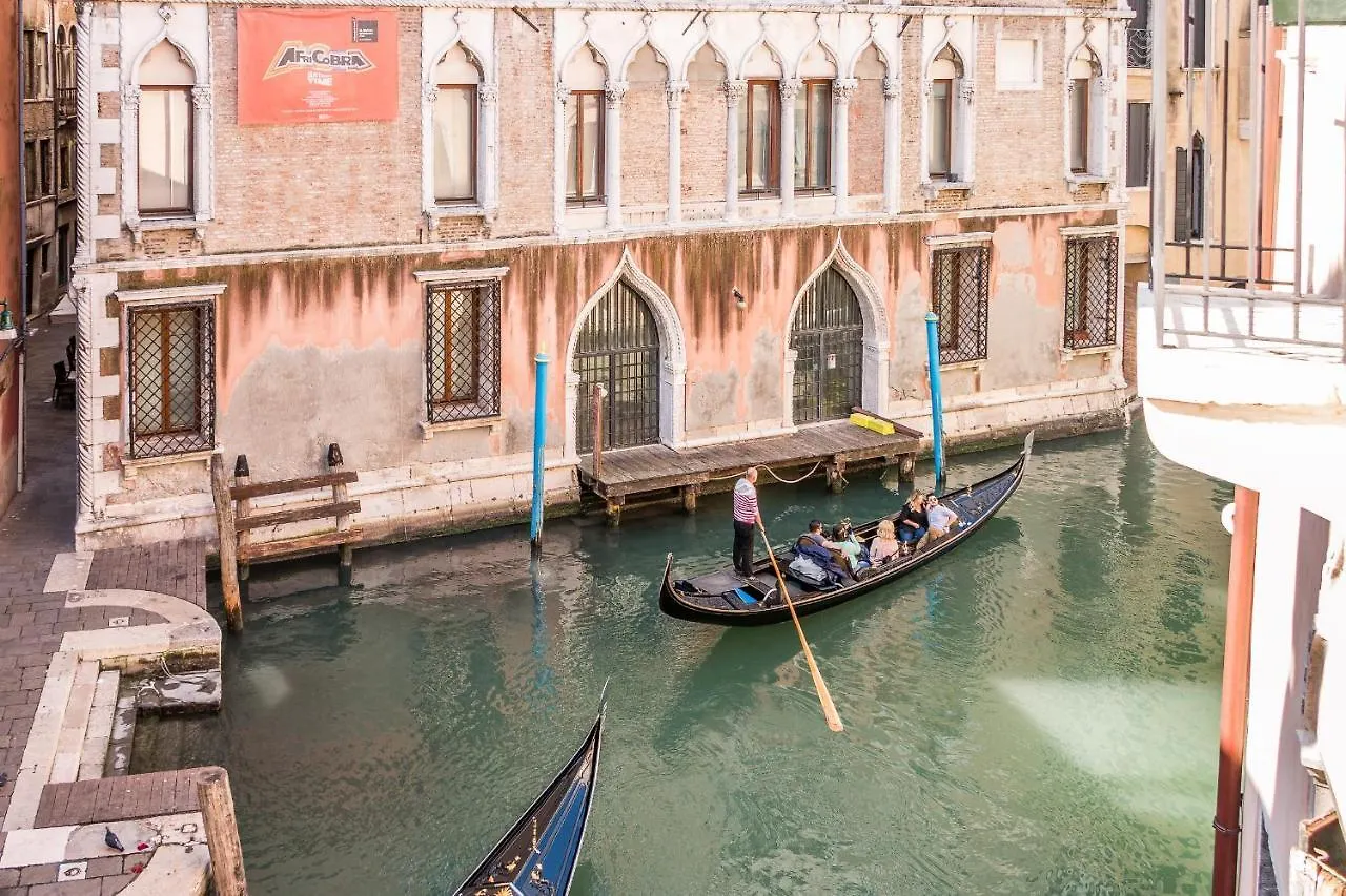 Hotel Palazzo Daponte By Lionhost Venecia 2*,  Italia